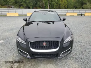 2019 Jaguar XJ Portfolio with VIN SAJWA2G77K8W17956, listed as a Copart auction lot 71780024 with 41,462 mi miles and Salvage Title. Bid and sale history available at DreamBid. Image 5.