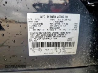 2022 Ford Explorer XLT z VIN 1FMSK7DH0NGC47671, wystawiony jako Copart lot #54669975 z przebiegiem 36 271 mil mil oraz Czysty tytuł • Clean title. Historia ofert i sprzedaży dostępna na DreamBid. Obrazek 14.
