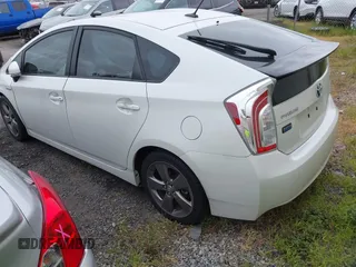 2015 Toyota Prius Four with VIN JTDKN3DU9F0399119, listed as a IAAI auction lot 42068084 with 1 mi miles. Bid and sale history available at carsss.com. Image 3.
