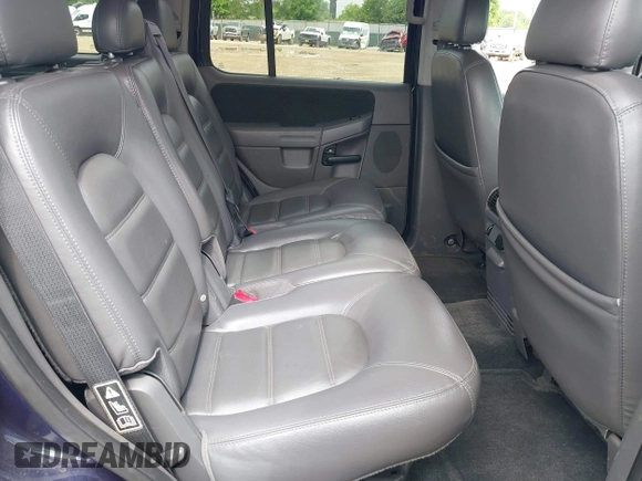 2002 Ford Explorer XLT с VIN 1FMDU73E32ZA80118, выставлен на аукционе IAAI как лот 42506406 с пробегом 124 011 миль миль и . История ставок и продаж доступна на DreamBid. Изображение 8.