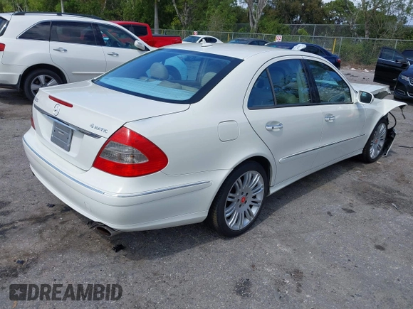 2008 Mercedes-Benz E-Class Luxury 3.5L with VIN WDBUF87XX8B263600, listed as a IAAI auction lot 41710474 with 1 mi miles. Bid and sale history available at carsss.com. Image 4.