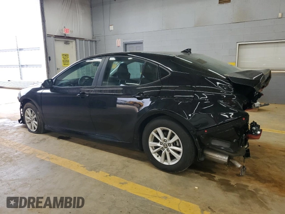 2025 Toyota Camry LE with VIN 4T1DAACK8SU528619, listed as a Copart auction lot 51645145 with 5,915 mi miles and Salvage Title. Bid and sale history available at DreamBid. Image 2.