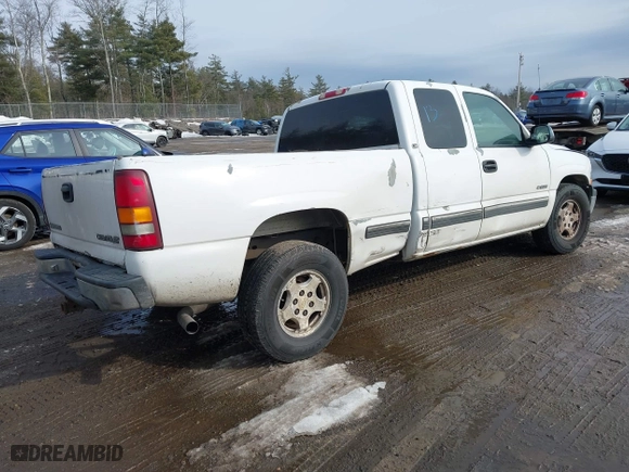 2001 Chevrolet Silverado 1500 LT with VIN 2GCEC19TX11144290, listed as a IAAI auction lot 41709661 with 405,583 mi miles. Bid and sale history available at carsss.com. Image 4.