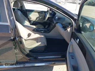 2016 Hyundai Sonata Sport with VIN 5NPE34AF2GH414630, listed as a IAAI auction lot 41653099 with 117,258 mi miles and . Bid and sale history available at DreamBid. Image 5.