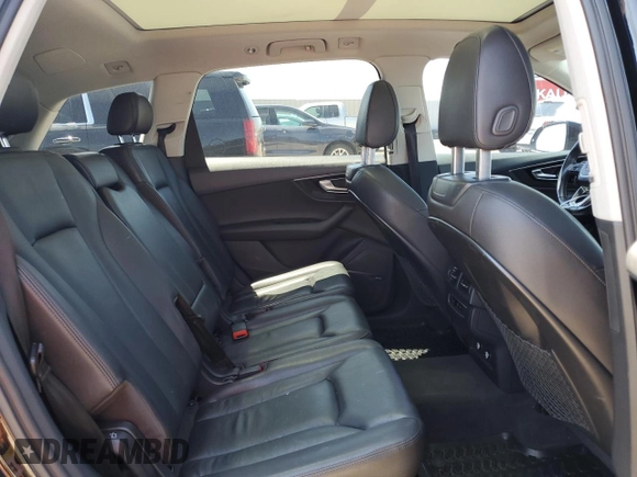 2018 Audi Q7 Premium Plus with VIN WA1LAAF7XJD016585, listed as a Copart auction lot 62598545 with 84,557 mi miles and Salvage title. Bid and sale history available at DreamBid. Image 11.
