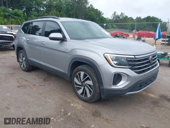 2024 Volkswagen Atlas SE with VIN 1V2WR2CA6RC574936, listed as a IAAI auction lot 42257308 with 23,370 mi miles and . Bid and sale history available at DreamBid. Image 1.