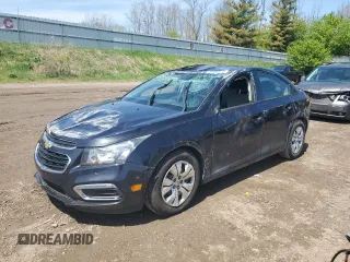 2015 Chevrolet Cruze LS z VIN 1G1PA5SH1F7107501, wystawiony jako Copart lot #56177635 z przebiegiem 119 838 mil mil oraz Czysty tytuł • Clean title. Historia ofert i sprzedaży dostępna na DreamBid. Obrazek 1.