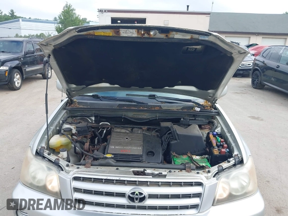 2003 Toyota Highlander z VIN JTEHF21A130118885, wystawiony jako IAAI lot #42475699 z przebiegiem 151 201 mil mil oraz . Historia ofert i sprzedaży dostępna na DreamBid. Obrazek 10.