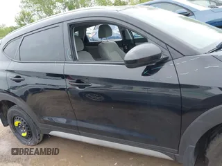 2018 Hyundai Tucson SEL Plus z VIN KM8J33A4XJU683300, wystawiony jako IAAI lot #42278806 z przebiegiem 65 737 mil mil oraz . Historia ofert i sprzedaży dostępna na DreamBid. Obrazek 13.