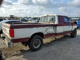 1990 Ford F-250 with VIN 1FTHX25M8LKA56573, listed as a Copart auction lot 74191114 with 88,682 mi miles and Salvage Title. Bid and sale history available at carsss.com. Image 3.