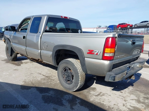 1999 Chevrolet Silverado 1500 LT with VIN 2GCEK19T5X1181582, listed as a IAAI auction lot 41478706 with 175,534 mi miles. Bid and sale history available at carsss.com. Image 3.