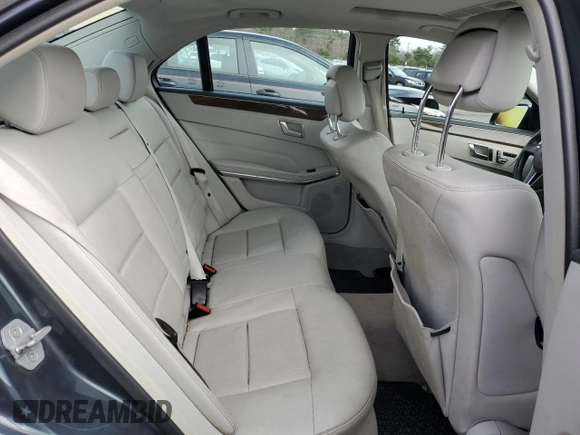 2014 Mercedes-Benz E 350 Luxury with VIN WDDHF8JBXEA785893, listed as a Copart auction lot 49781895 with Not Provided miles and Salvage Title. Bid and sale history available at DreamBid. Image 10.
