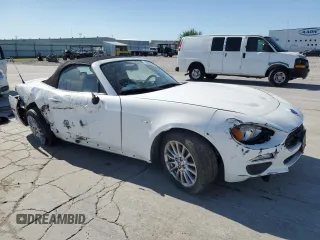 2017 FIAT 124 Spider Classica with VIN JC1NFAEK0H0106431, listed as a Copart auction lot 55705475 with 56,230 mi miles and Clean title. Bid and sale history available at DreamBid. Image 4.
