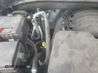 2022 Chevrolet Suburban RST z VIN 1GNSKEKL7NR221421, wystawiony jako Copart lot #86317854 z przebiegiem 63 381 mil mil oraz Szkoda całkowita • Salvage title. Historia ofert i sprzedaży dostępna na DreamBid. Obrazek 14.