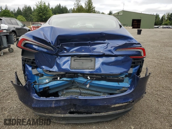 2025 Tesla Model 3 Long Range z VIN 5YJ3E1EA8SF931209, wystawiony jako Copart lot #60304875 z przebiegiem 9 123 mil mil oraz Szkoda całkowita • Salvage title. Historia ofert i sprzedaży dostępna na DreamBid. Obrazek 6.