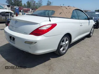 2008 Toyota Solara SE z VIN 4T1FA38P68U151421, wystawiony jako IAAI lot #42287798 z przebiegiem 165 240 mil mil oraz . Historia ofert i sprzedaży dostępna na DreamBid. Obrazek 4.