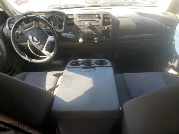 2013 Chevrolet Silverado 1500 LT with VIN 3GCPKSE76DG121935, listed as a Copart auction lot 50785745 with 139,421 mi miles and Salvage Title. Bid and sale history available at DreamBid. Image 8.