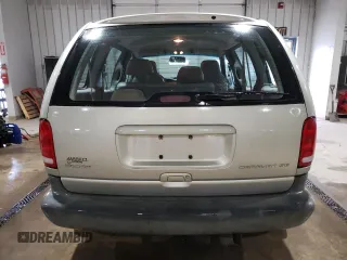 2000 Dodge Caravan SE with VIN 2B4GP45G7YR822770, listed as a Copart auction lot 86096444 with 128,592 mi miles and Salvage Title. Bid and sale history available at carsss.com. Image 6.
