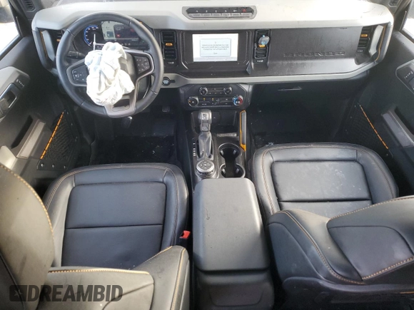 2022 Ford Bronco with VIN 1FMEE5DH8NLA89385, listed as a Copart auction lot 81772054 with 28,064 mi miles and Salvage Title. Bid and sale history available at DreamBid. Image 8.