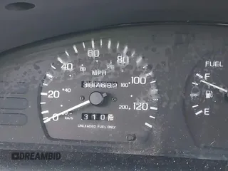 1996 Nissan Sentra XE z VIN 1N4AB41D0TC763104, wystawiony jako IAAI lot #41303640 z przebiegiem 307 682 mil mil oraz . Historia ofert i sprzedaży dostępna na DreamBid. Obrazek 15.