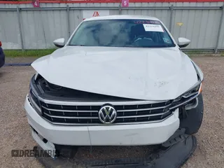 2016 Volkswagen Passat S with VIN 1VWAT7A32GC031172, listed as a IAAI auction lot 42231645 with 112,974 mi miles and . Bid and sale history available at DreamBid. Image 13.