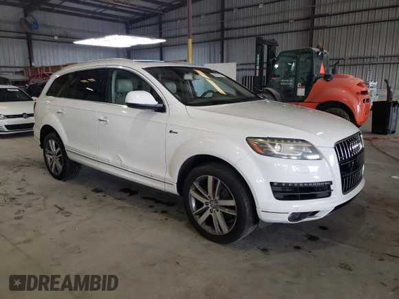 2015 Audi Q7 Premium Plus with VIN WA1LGAFE4FD007532, listed as a Copart auction lot 59260105 with 153,078 mi miles and Clean title. Bid and sale history available at DreamBid. Image 4.