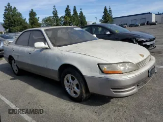 1993 Lexus ES 300 с VIN JT8VK13T2P0216808, выставлен на аукционе Copart как лот 85718454 с пробегом Не указан миль и Списание • Salvage title. История ставок и продаж доступна на DreamBid. Изображение 4.