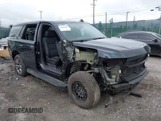 2023 Chevrolet Tahoe LS z VIN 1GNSKMKD8PR526352, wystawiony jako IAAI lot #42246283 z przebiegiem 16 490 mil mil oraz . Historia ofert i sprzedaży dostępna na DreamBid. Obrazek 1.