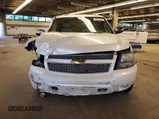 2008 Chevrolet Suburban LTZ with VIN 1GNFK16338R181086, listed as a Copart auction lot 78103044 with 261,931 mi miles and Salvage Title. Bid and sale history available at carsss.com. Image 5.