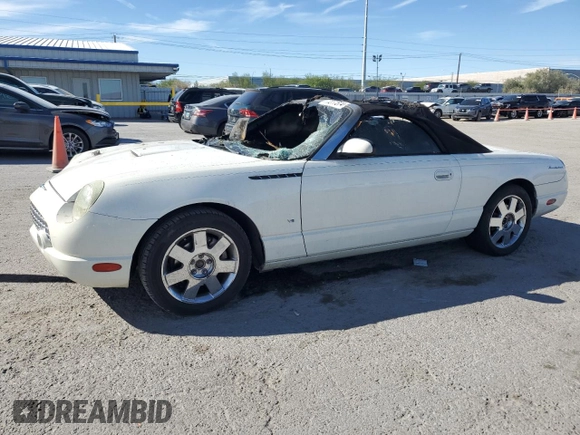 2003 Ford Thunderbird Deluxe z VIN 1FAHP60A83Y113992, wystawiony jako Copart lot #77277574 z przebiegiem Nie podano mil oraz Nie do naprawy • Non repairable. Historia ofert i sprzedaży dostępna na DreamBid. Obrazek 1.