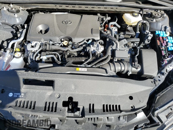 2025 Toyota Camry LE z VIN 4T1DAACK8SU045860, wystawiony jako Copart lot #84733224 z przebiegiem 9 386 mil mil oraz Szkoda całkowita • Salvage title. Historia ofert i sprzedaży dostępna na DreamBid. Obrazek 12.