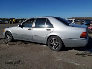 1994 Mercedes-Benz S 320 with VIN WDBGA32E1RA165230, listed as a Copart auction lot 42641875 with 74,960 mi miles and Clean Title. Bid and sale history available at DreamBid. Image 2.