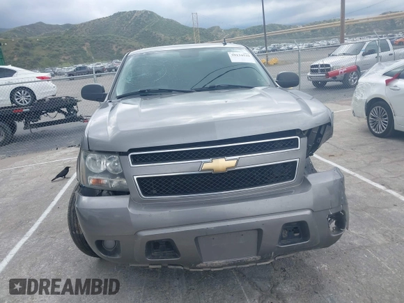 2007 Chevrolet Tahoe LT z VIN 1GNFC13J07J122414, wystawiony jako IAAI lot #39134539 z przebiegiem Nie podano mil oraz . Historia ofert i sprzedaży dostępna na DreamBid. Obrazek 11.