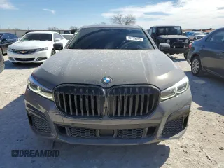 2021 BMW 7 Series 750i xDrive z VIN WBA7U2C05MCF09340, wystawiony jako Copart lot #45739545 z przebiegiem 41 674 mil mil oraz Szkoda całkowita • Salvage title. Historia ofert i sprzedaży dostępna na DreamBid. Obrazek 5.