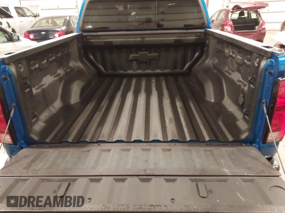 2024 Chevrolet Colorado 4WD Z71 with VIN 1GCPTDEK0R1120279, listed as a IAAI auction lot 41811733 with 6,611 mi miles and . Bid and sale history available at DreamBid. Image 18.