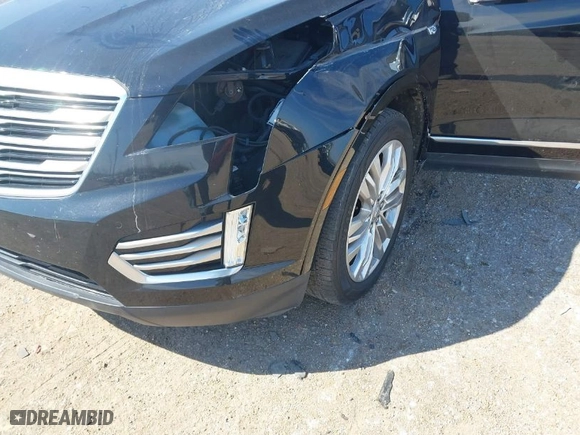 2018 Cadillac XT5 Premium Luxury FWD with VIN 1GYKNERS7JZ129503, listed as a IAAI auction lot 41619115 with 97,238 mi miles. Bid and sale history available at carsss.com. Image 6.