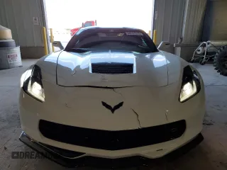 2019 Chevrolet Corvette 2LT with VIN 1G1YD2D73K5119878, listed as a Copart auction lot 88637575 with 71,077 mi miles and Salvage Title. Bid and sale history available at carsss.com. Image 5.