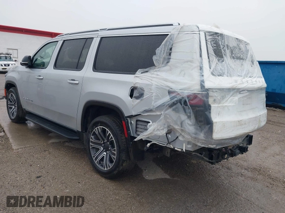 2024 Jeep Wagoneer Series II with VIN 1C4SJRBP0RS165360, listed as a IAAI auction lot 40525067 with 15,648 mi miles and . Bid and sale history available at DreamBid. Image 3.