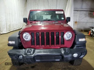 2022 Jeep Wrangler Unlimited Willys Sport with VIN 1C4HJXDN4NW132035, listed as a Copart auction lot 49408695 with 33,245 mi miles and Salvage Title. Bid and sale history available at DreamBid. Image 5.