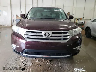 2011 Toyota Highlander with VIN 5TDZK3EH3BS039005, listed as a Copart auction lot 49630925 with 213,065 mi miles and Salvage Title. Bid and sale history available at carsss.com. Image 5.