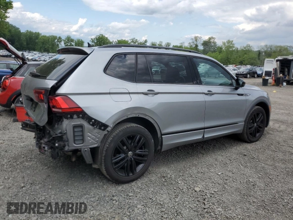 2022 Volkswagen Tiguan SE R-Line Black with VIN 3VV8B7AXXNM146851, listed as a Copart auction lot 58930905 with 24,675 mi miles and Salvage title. Bid and sale history available at DreamBid. Image 3.