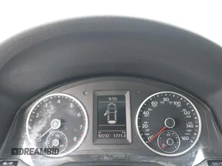 2016 Volkswagen Tiguan S z VIN WVGAV7AX0GW519952, wystawiony jako IAAI lot #42331644 z przebiegiem 92 232 mil mil oraz . Historia ofert i sprzedaży dostępna na DreamBid. Obrazek 7.