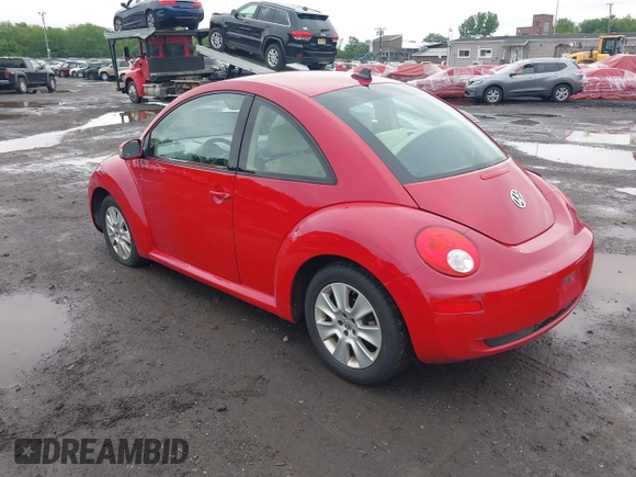 2010 Volkswagen Beetle with VIN 3VWPW3AG2AM030395, listed as a IAAI auction lot 42367992 with 93,052 mi miles and . Bid and sale history available at DreamBid. Image 3.