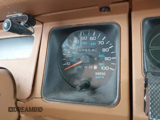 1995 Jeep Wrangler with VIN 1J4FY29S9SP274563, listed as a IAAI auction lot 41732557 with 76,540 mi miles. Bid and sale history available at carsss.com. Image 7.