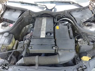 2004 Mercedes-Benz C 230 Kompressor z VIN WDBRF40J64F508593, wystawiony jako IAAI lot #42454790 z przebiegiem Nie podano mil oraz . Historia ofert i sprzedaży dostępna na DreamBid. Obrazek 10.