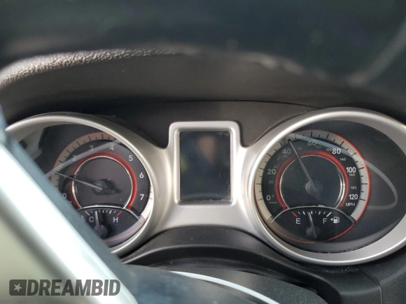2018 Dodge Journey SXT with VIN 3C4PDCBG1JT252021, listed as a Copart auction lot 75823224 with 82,840 mi miles and Salvage title. Bid and sale history available at DreamBid. Image 9.