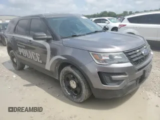 2017 Ford Police Interceptor Utility с VIN 1FM5K8AR0HGC26145, выставлен на аукционе Copart как лот 61004535 с пробегом 70 180 миль миль и Списание • Salvage title. История ставок и продаж доступна на DreamBid. Изображение 4.