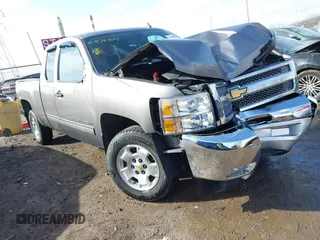 2013 Chevrolet Silverado 1500 LT with VIN 1GCRCSE06DZ274985, listed as a IAAI auction lot 41824879 with 64,721 mi miles and . Bid and sale history available at DreamBid. Image 1.