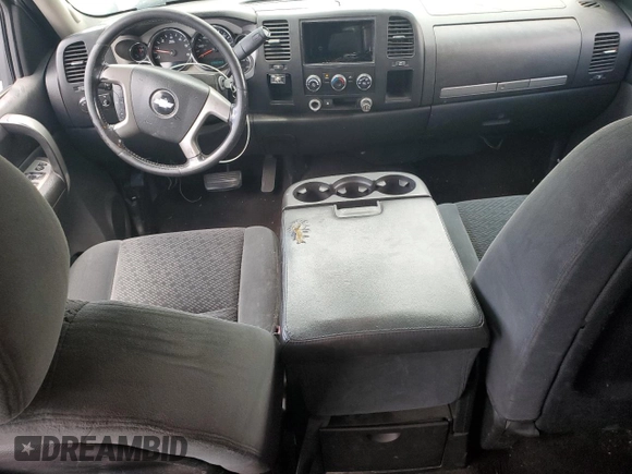 2008 Chevrolet Silverado 1500 LTZ with VIN 3GCEC13J78G150914, listed as a Copart auction lot 56989425 with 197,621 mi miles and Clean Title. Bid and sale history available at DreamBid. Image 8.
