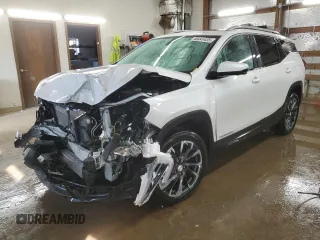 2022 GMC Terrain SLT with VIN 3GKALVEVXNL281445, listed as a Copart auction lot 46441435 with 45,249 mi miles and Salvage Title. Bid and sale history available at carsss.com. Image 1.